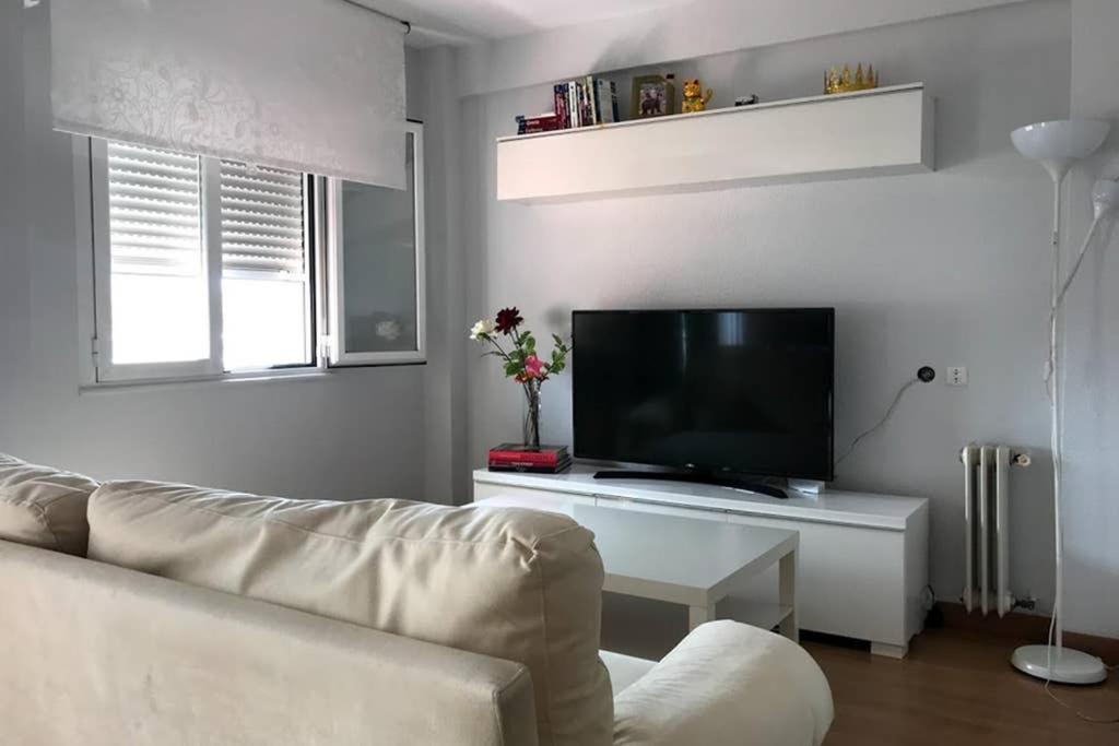 Ferienwohnung 2 Banos! Piso Grande 100 M2 Y Garaje Gratis Madrid Exterior foto